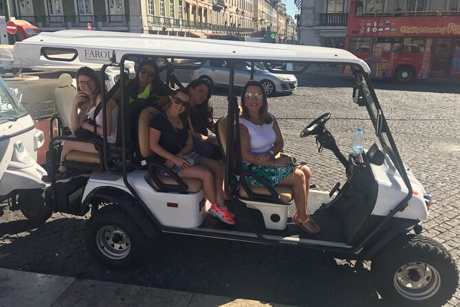 Private Lisbon Old Town Tour in a Tuktuk - Memorable Photo Opportunities
