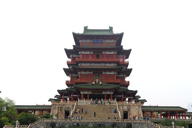Private Nanchang Day Tour: Tengwang Pavilion, Bayi Square and Shenjing Tower - Tour Itinerary
