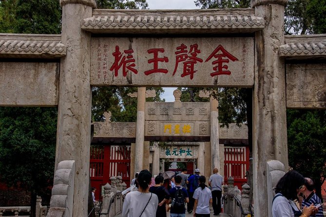 Private Qufu Day Tour From Jinan: Confucius Temple, Family Mansion and Cemetery - Tour Inclusions