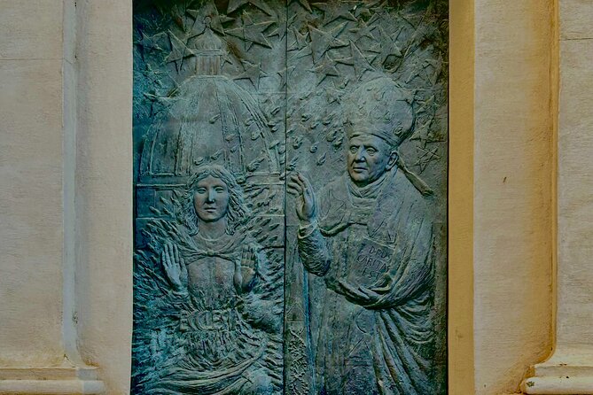 Private Tour Castel Gandolfo, Frascati With Wine Tasting - Price and Booking