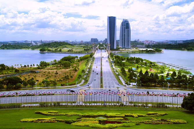 Private Tour in Putrajaya With Boat Cruise and Pink Mosque - Pickup Logistics