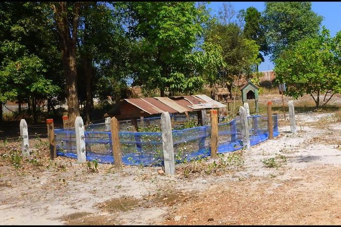 Private Tour to Anlong Veng (Khmer Rouge Stronghold) - Participation
