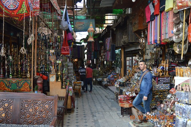 Private Tour to Khan El-Khalili, Old Souqs and Local Lunch - Price and Guarantee