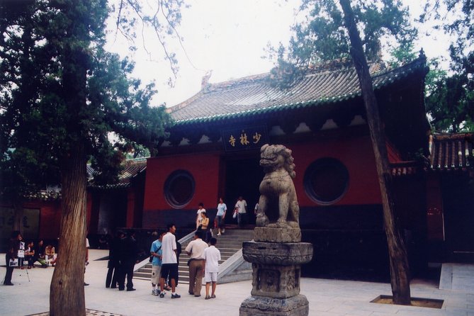 Private Tour to Shaolin Monastery & Longmen Grottoes From Xian by Bullet Train - Booking
