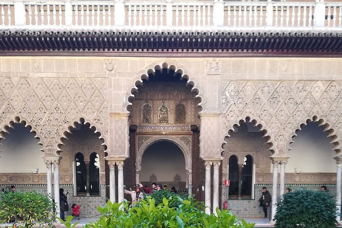 Private Tour to the Real Alcazar of Seville - Accessibility and Participation Details