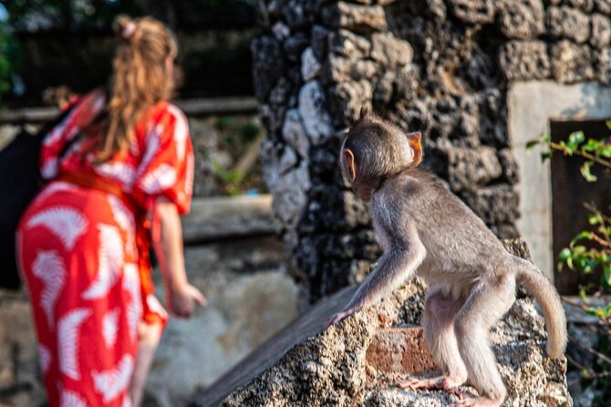 Private Tour to Uluwatu and Kecak Fire Dance and Jimbaran Bay - Important Reminders