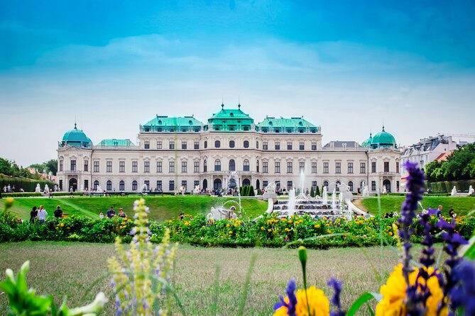Private Transfer From Budapest to Vienna With 2h of Sightseeing - The Sum Up