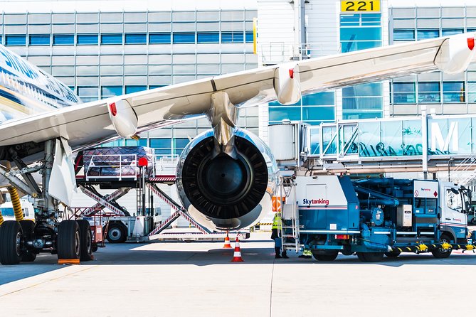 Private Transfers To/From Portsmouth Intl Port and London Gatwick Airport - The Sum Up