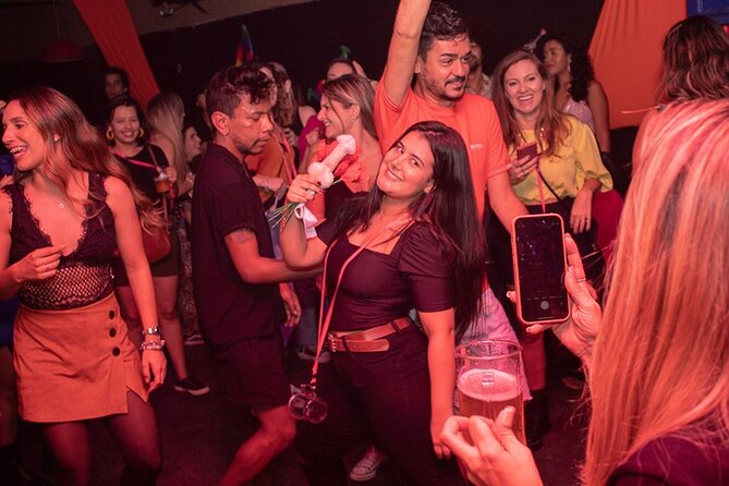 Rio Nights Unleashed: Group Tour of the Citys Vibrant Nightlife