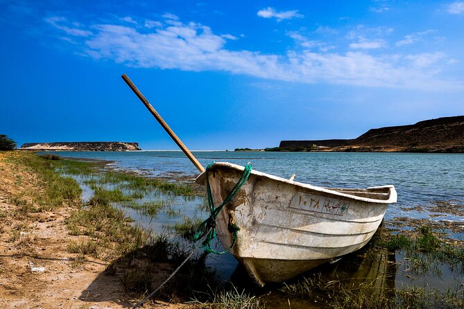 Salalah East and West Tour - Transportation Details
