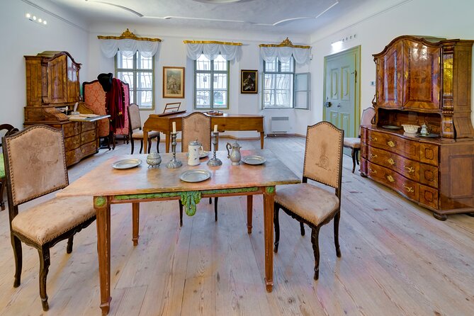 Salzburgs Old Town Private 1-Day Trip From Munich by Car - Important Reminders and Guidelines