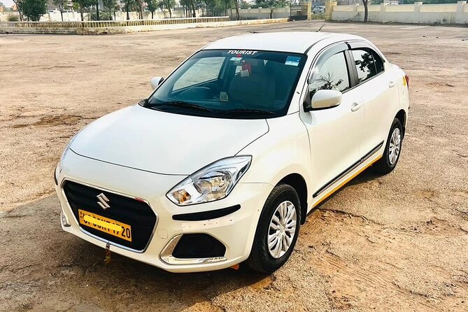 Same Day Taj Mahal by Bhopal Shatabdi Train in First Class Coach - Pickup and Drop-off Details