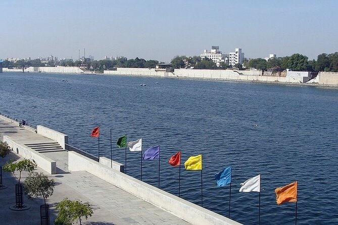 Sarkhej Mosque and Utensils Museum - Ahmedabad - Historical Significance