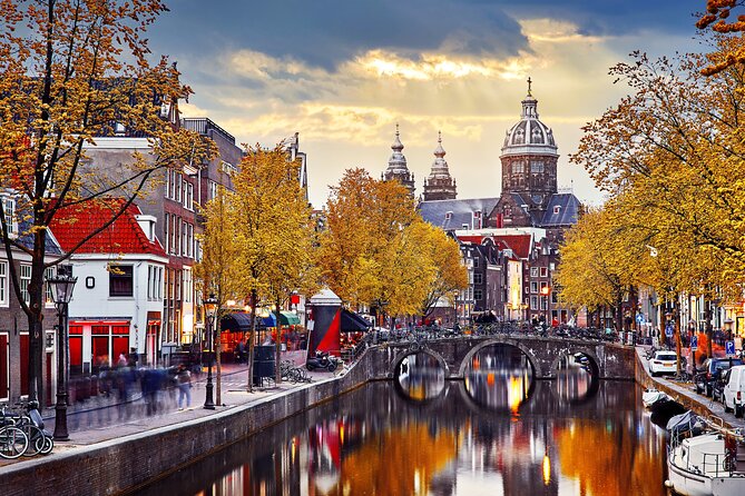 Self-Guided Red Light District Amsterdam Photography Tour - The Sum Up