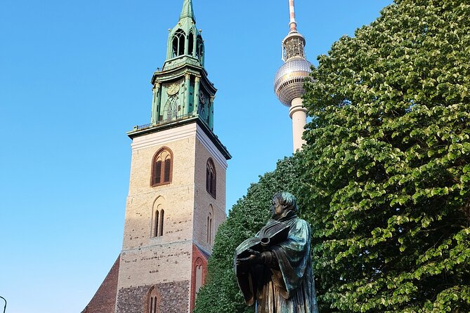 Selfdrive E-Scooter or by Sitting in Rickshaw-Berlin Highlight - Tour Experience Features