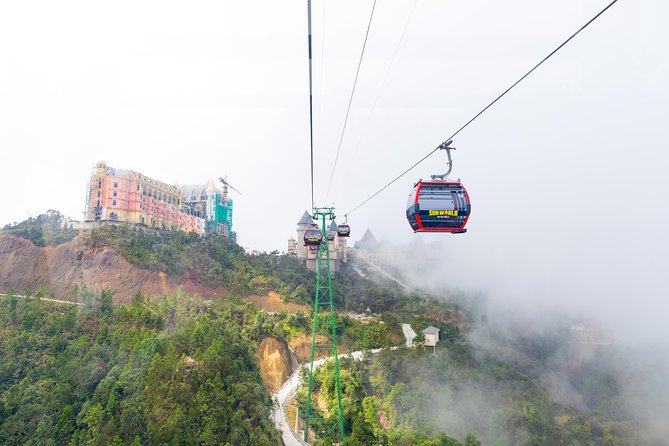 Shuttle Bus Between Hoi An and Da Nang City/ Airport/ Ba Na Hills - Passenger Safety and Comfort