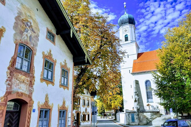 Skip the Line NEUSCHWANSTEIN and Mt. Zugspitze Private Deluxe Tour - Additional Information and Dress Code
