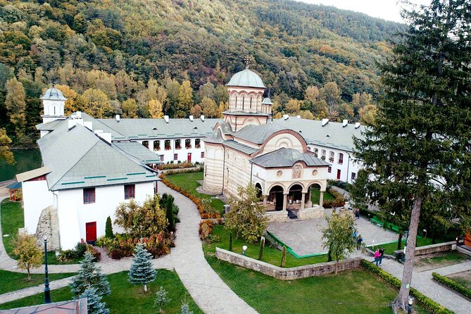 Small-Group 5-Day Haunted Halloween Tour in Transylvania - Meeting and Pickup Information