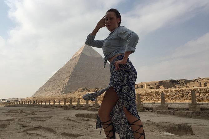 Solo Female Traveler Private Tour in Giza and Egyptian Museum - Group Size and Flexibility