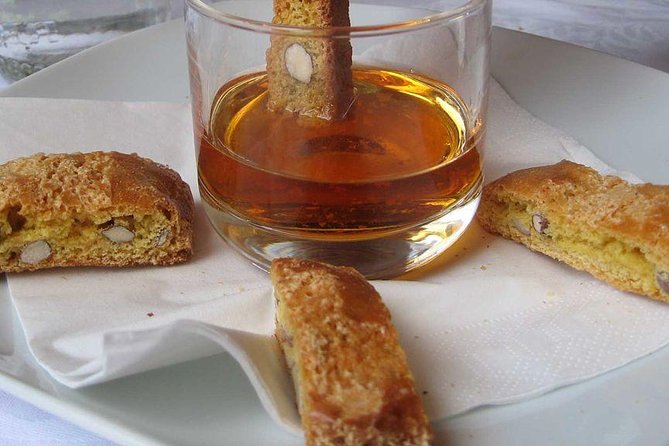 Street Food Tour Through the Wine Holes in Florence - Exclusivity and Group Size