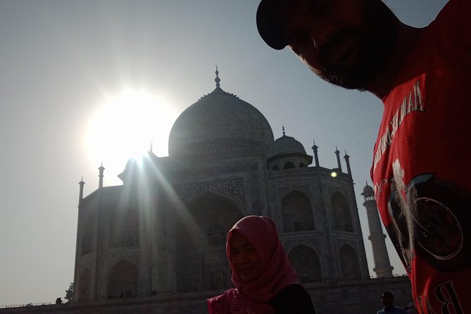 Sunrise at Taj Mahal in Same Day Tour by Car Delhi to Agra - Meal Arrangements