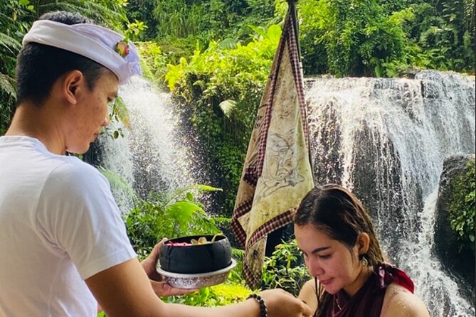 Taman Beji Griya Waterfall Tranquil Purification Ceremony - Expectations Set