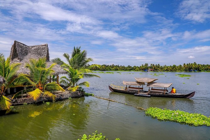 Temples & Backwater Tour of South India