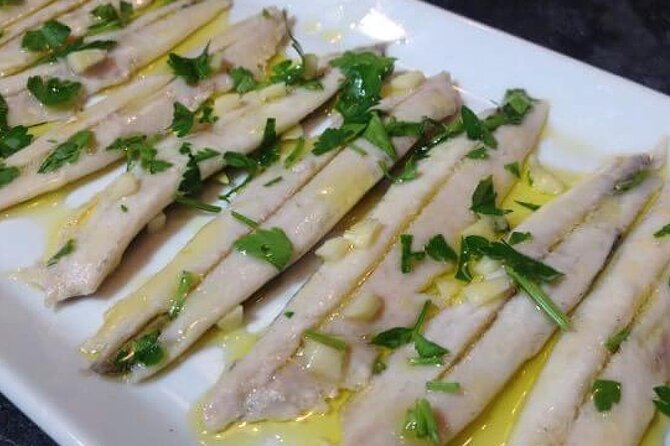 Traditional Malaga Tapas and Wine Tour - Important Information