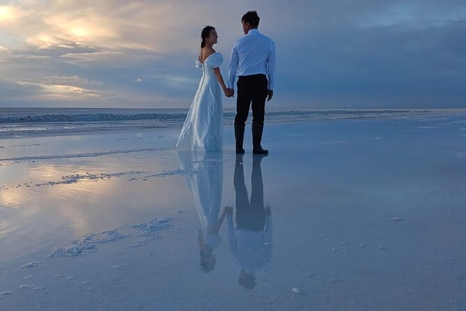 Uyuni Salt Flats From La Paz to Atacama Chile by Flight - Inclusions and Amenities