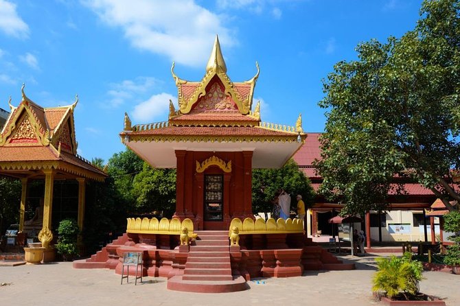 Village and Local Market Shared Tour Plus Local Meal - Pricing and Reservation