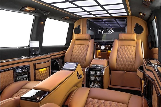 VIP Limo Transfers From & To Santorini Port - Availability and Booking