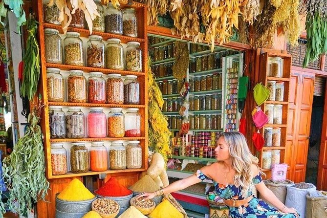VIP Luxury Couples Tour of Fez ( Guide, Driver, Lunch) - Service Information