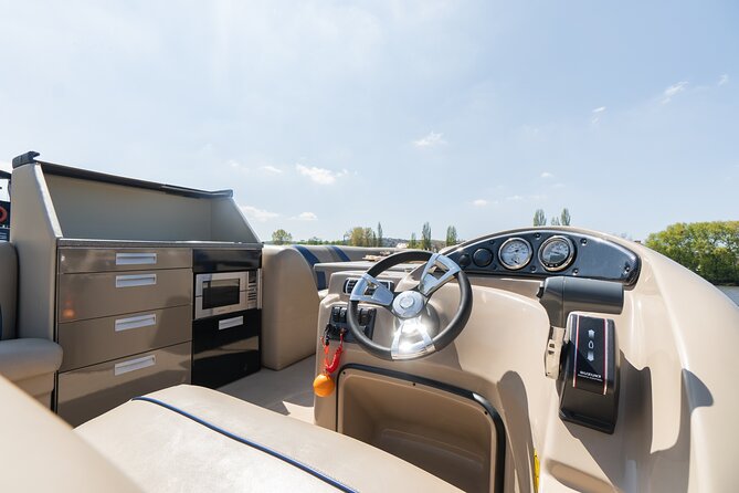 VIP Prague YachtBoat PONTOON Experience: All-You-Can-Drink - End Point Logistics