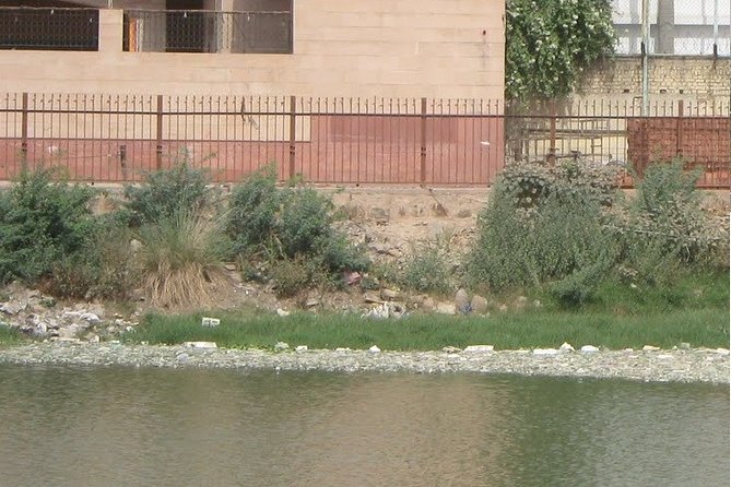 Walking Tour Of Mehrauli - Delhi - Exploring Zafar Mahal and Jahaz Mahal