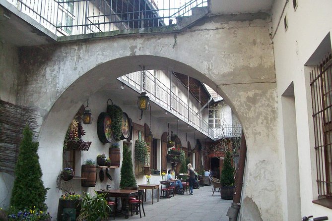 Warsaw: Private Tour to Krakow With Transport and Guide - Pricing Details