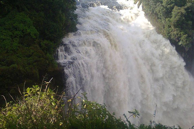 Zimbabwe Luxury Safari 6 Nights Fly in - General Information on Location and Duration