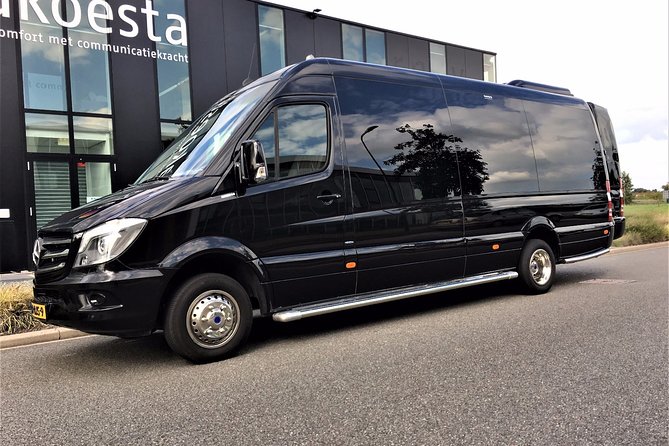 1-15pers Taxi/Bus Transfer Amsterdam Airport to Rotterdam Airport - Meeting Points