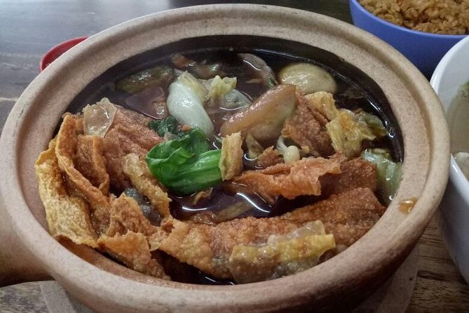 *15hrs Kuala Lumpur Car Tour From Johor Bahru W Tour Guide - Accessibility and Dietary Needs