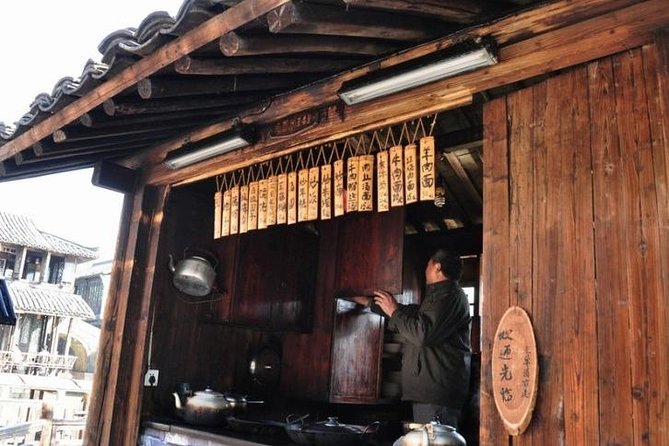 2 Days 1 Night Classic Tour to Wuzhen Ancient Water Town in Hangzhou - Free Cancellation Policy