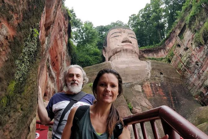 3-Day Private Tour to Chengdu, Leshan and Overnight in Top of Mount Emei - Overnight Stay on Mount Emei