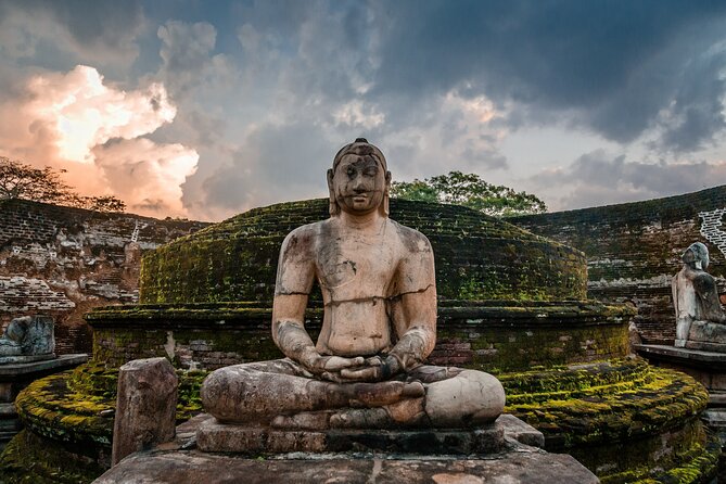 4 Days Tour To Kandy, Nuwara Eliya, Dambulla & Polonnaruwa