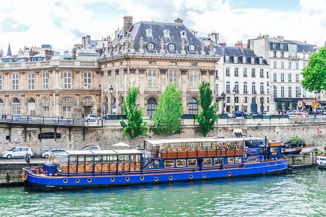 4-Hour Private Tour Paris Le Marais and Seine River Cruise - Booking Confirmation Process