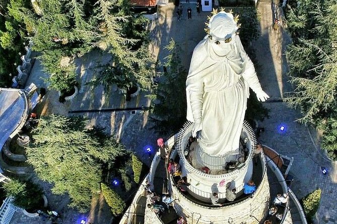 7-Day Lebanon Private Tour With Airport Pickup - Guide and Accommodation