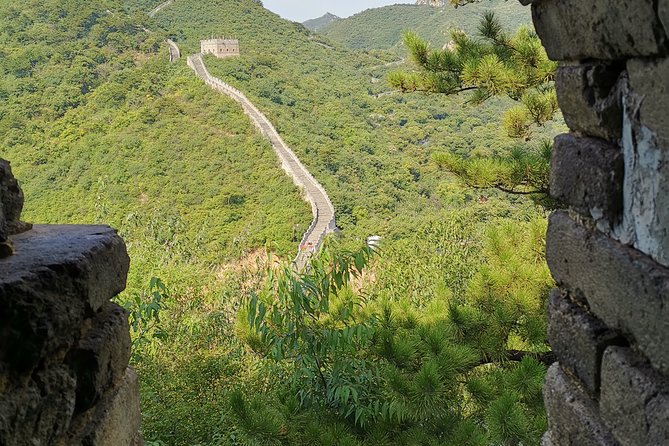 All-Inclusive Layover Tour to Lakeside View Huanghuacheng Great Wall With Lunch - Frequently Asked Questions