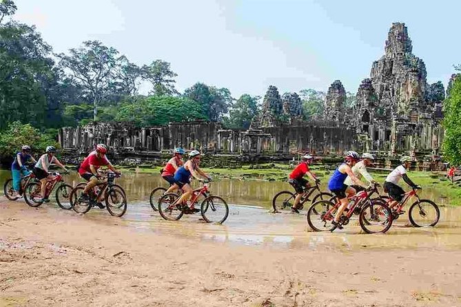 Angkor Wat & Bayon: the Smiling Temple Bike Tour - Tour Overview