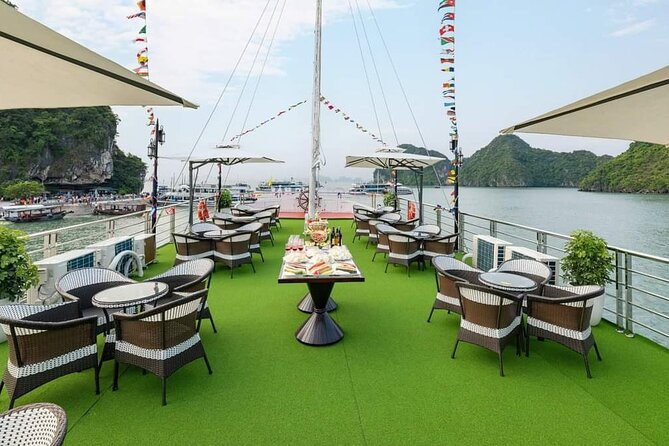 Arcady Premium Cruise Halong Bay Day Tour With Jacuzzi & Transfer - What To Expect