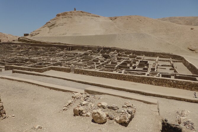 Aswan/Hurghada Luxor To Kings/queens Vallie, Tut, Nefertari Tomps - The Sum Up