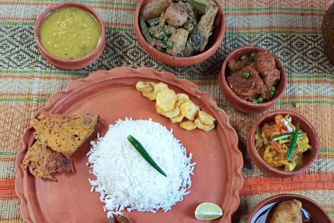 Authentic Bengali Lunch in a North Calcutta Home, With Stories! - Operator Insights