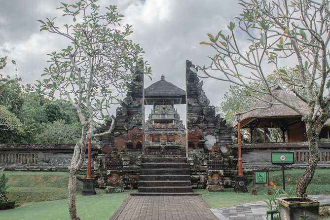 Bali Ayung River Rafting and Tanah Lot Sunset Tour - Booking Details