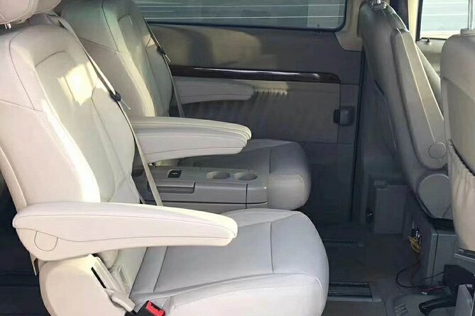Beijing Capital Airport, Beijing Pick-up Service - Location